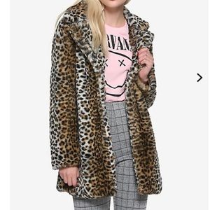 Faux Leopard print coat XL